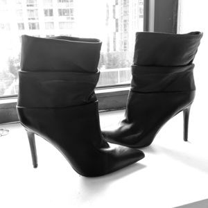 Steve Madden Black Booties